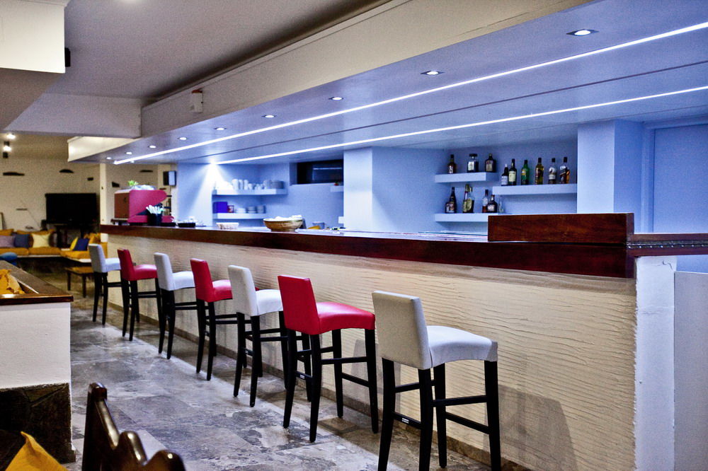 Aeolos Bay Hotel Tínos Restaurant photo