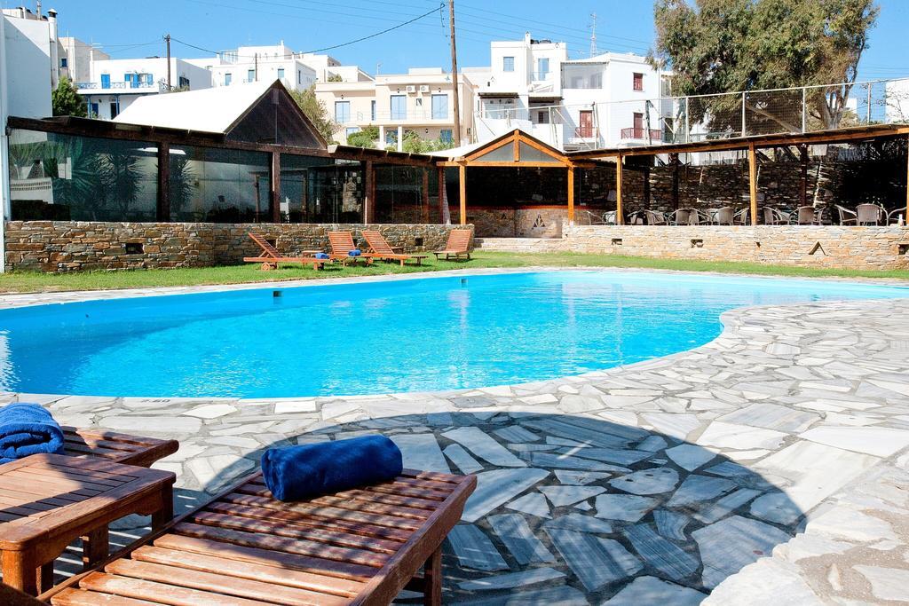 Aeolos Bay Hotel Tínos Extérieur photo