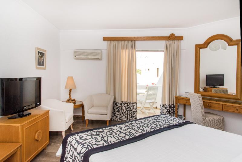 Aeolos Bay Hotel Tínos Extérieur photo